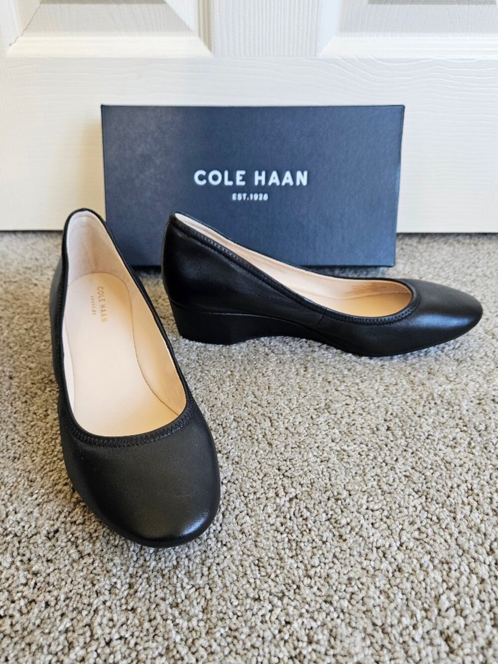 Cole Haan Sadie Black Leather Low Wedge Pumps 8 Comfort Work Shoes